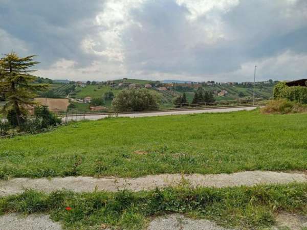 Foto Terreno Residenziale - Mosciano Sant'Angelo . Rif.: Cod. rif T938VRG
