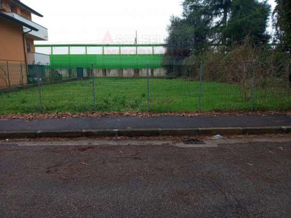 Foto Terreno Residenziale - Padova . Rif.: 500