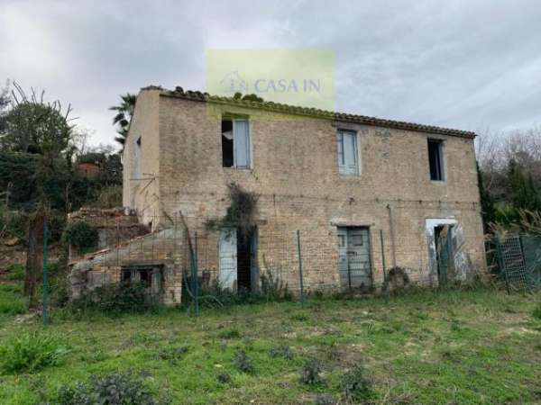 Foto Terreno Residenziale - Silvi . Rif.: 22238233