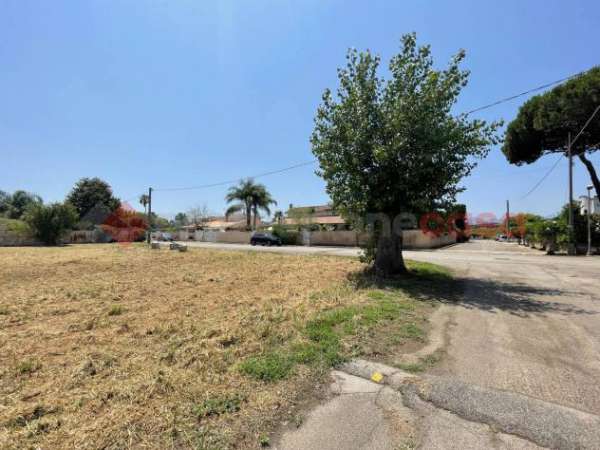 Foto Terreno Residenziale - Terracina . Rif.: Cod. rif 3164733VRG
