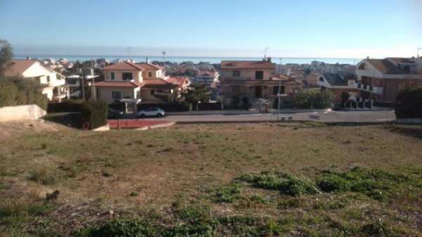 Foto Terreno Residenziale - Tortoreto . Rif.: Cod. rif T884VRG