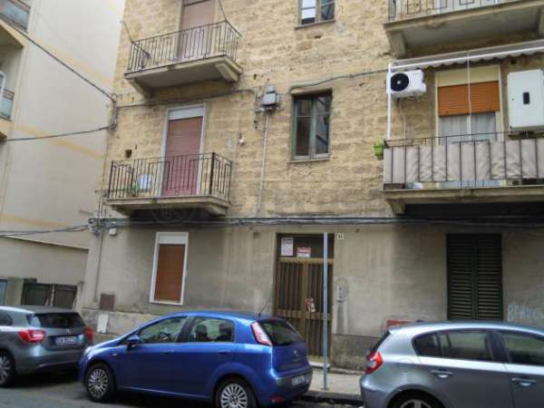 Foto Trilocale in vendita a Caltanissetta