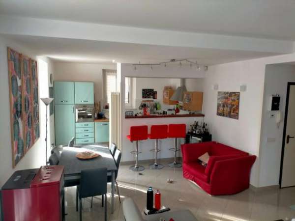 Foto Trilocale in vendita a Perugia