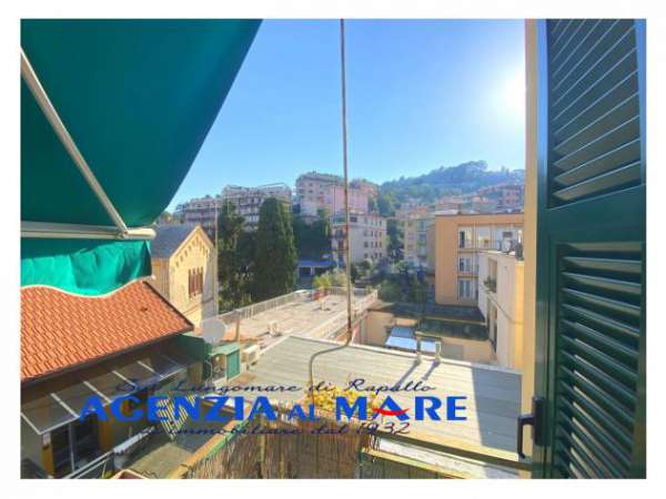 Foto Trilocale in vendita a Rapallo