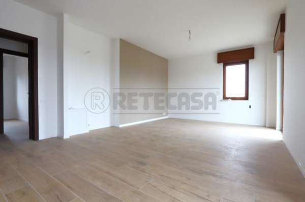 Foto Trilocale in vendita a Torri di Quartesolo
