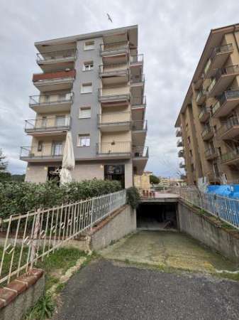 Foto Triplo in vendita a Andora