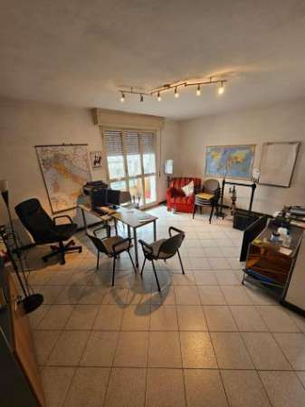 Foto Ufficio in vendita a Nazzano - Carrara 90 mq  Rif: 1227642