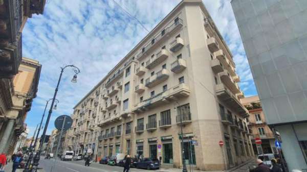 Foto Ufficio in vendita a Palermo - 30 locali 1784mq