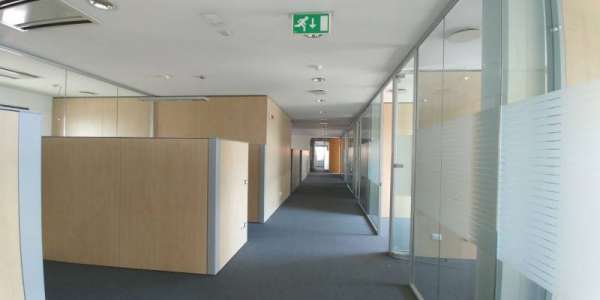 Foto Ufficio in Vendita a Peschiera Borromeo