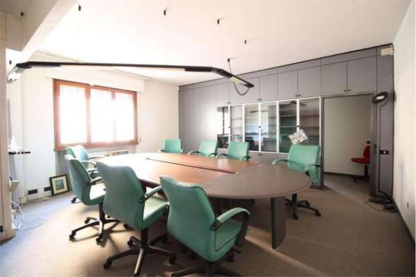 Foto Ufficio in vendita a Pontedera 70 mq  Rif: 1143857