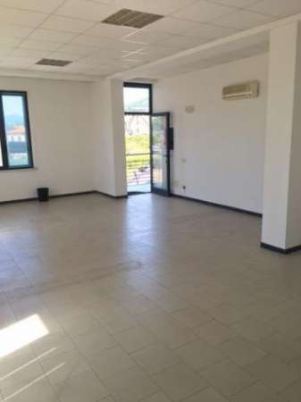 Foto Ufficio in vendita a Sarzana