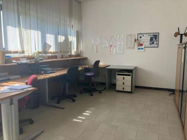 Foto Ufficio in vendita a Sarzana 60 mq  Rif: 1283676