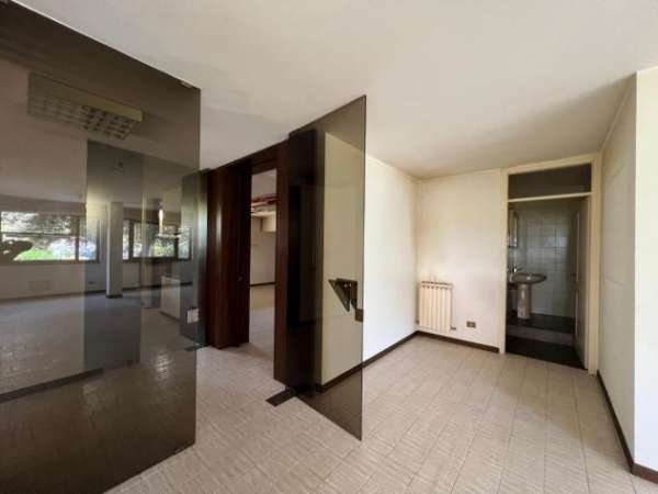Foto Ufficio in vendita a Sovigliana - Vinci 190 mq  Rif: 1149310
