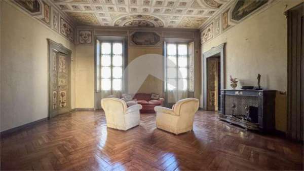 Foto V013463 - APPARTAMENTO DI PRESTIGIO - CENTRO STORICO