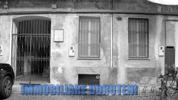 Foto VENDESI APPARTAMENTO IN PIENO CENTRO STORICO.