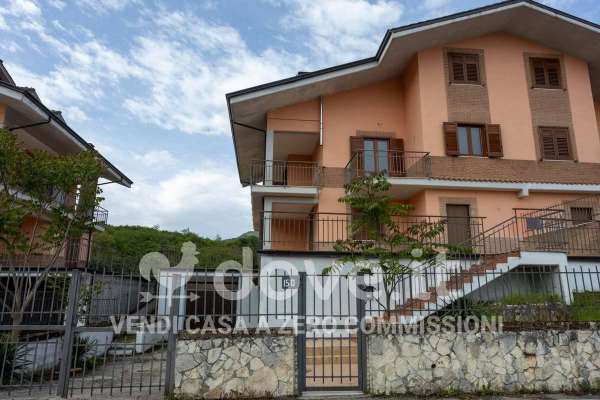 Foto Villa a schiera in vendita a Avellino