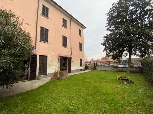 Foto Villa a schiera in vendita a Borgonovo Val Tidone
