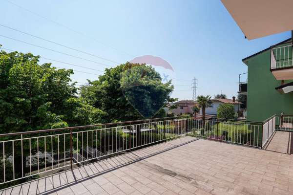 Foto Villa a schiera in vendita a Brembate Di Sopra