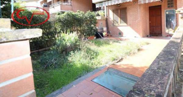 Foto Villa a schiera in vendita a Bucine - 4 locali 71mq