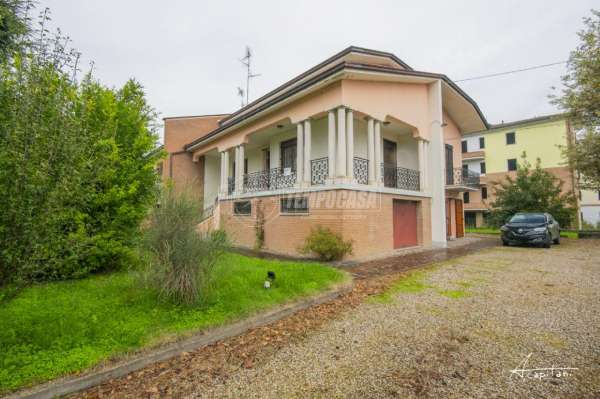 Foto Villa a schiera in vendita a Camposanto