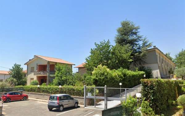 Foto Villa a schiera in vendita a Cave
