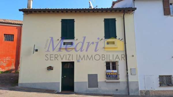 Foto Villa a schiera in vendita a Cesena