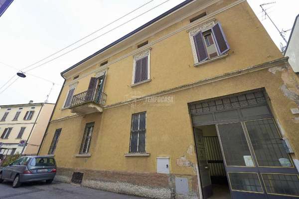 Foto Villa a schiera in vendita a Cremona