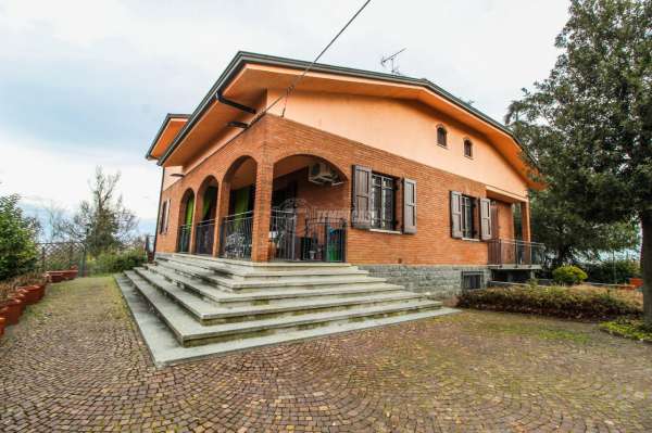 Foto Villa a schiera in vendita a Fiorano Modenese