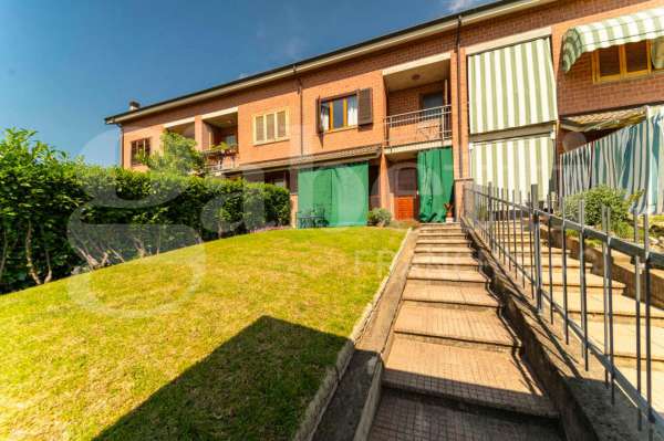 Foto Villa a schiera in vendita a Isolabella