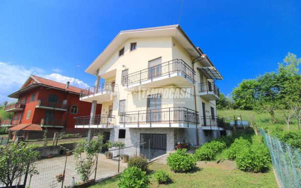Foto Villa a schiera in vendita a Mondovi'