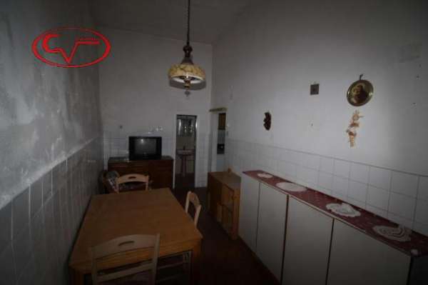 Foto Villa a schiera in vendita a Montevarchi - 5 locali 100mq