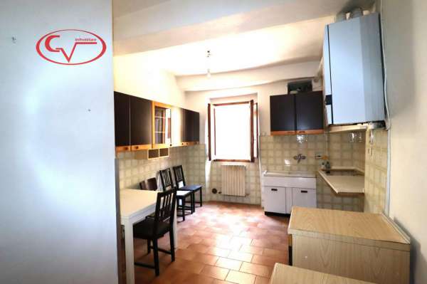 Foto Villa a schiera in vendita a Montevarchi