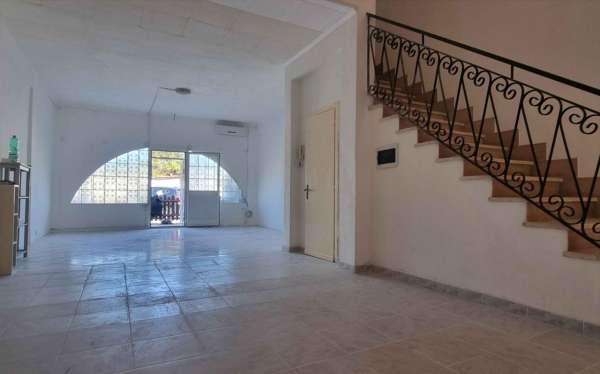 Foto Villa a schiera in vendita a Pomezia