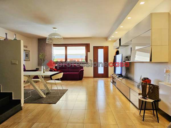 Foto Villa a schiera in vendita a San Gregorio Di Catania