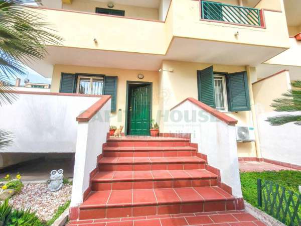 Foto Villa a schiera in vendita a San Prisco