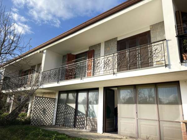 Foto Villa a schiera in vendita a Santa Marina