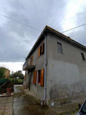 Foto Villa a schiera in vendita a Santarcangelo di Romagna