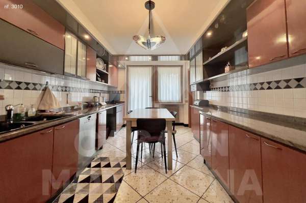 Foto Villa a schiera in vendita a Trento