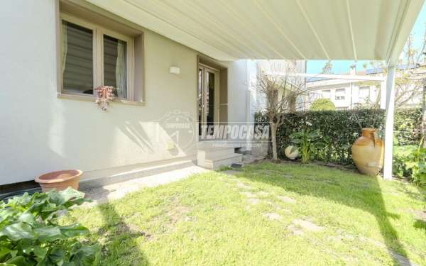 Foto Villa a schiera in vendita a Viterbo