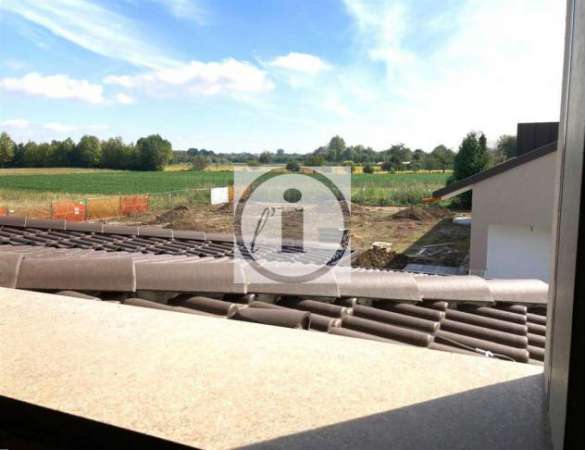 Foto Villa bifamiliare 6 locali - Rif. 2493