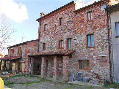 Foto Villa bifamiliare in Vendita, 1 Locale, 150 mq (LUCIGNANO)