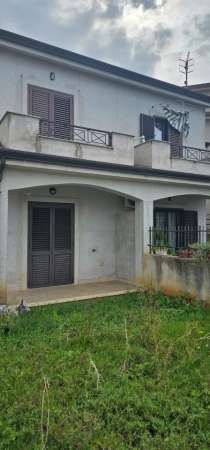 Foto Villa bifamiliare in vendita a Diamante