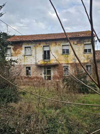 Foto Villa bifamiliare in vendita a Ferrara