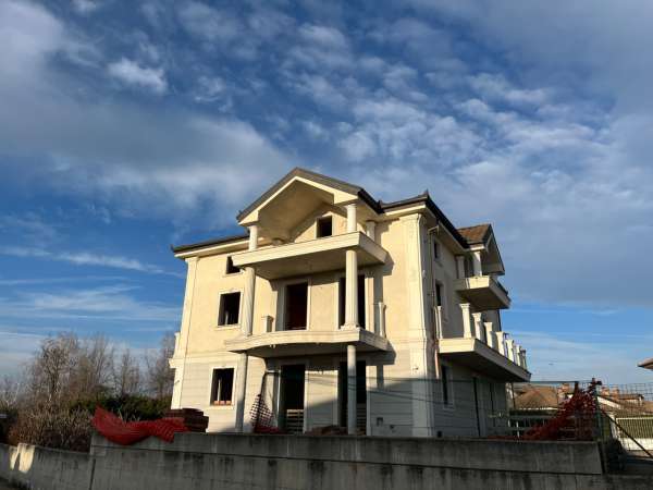 Foto Villa bifamiliare in vendita a Marene