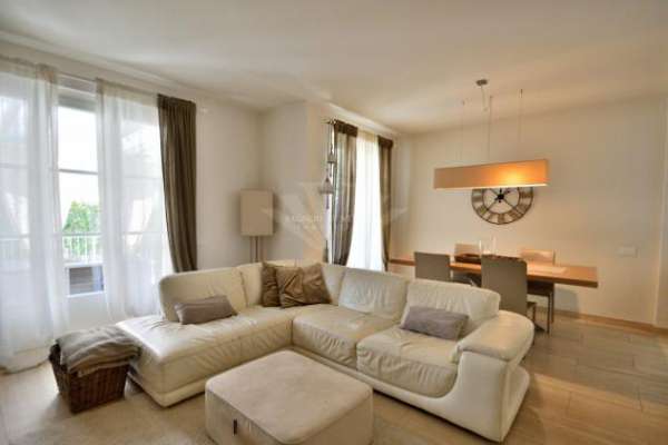 Foto VILLA di 11 vani e di 240 mq (PIETRASANTA) rif. 111