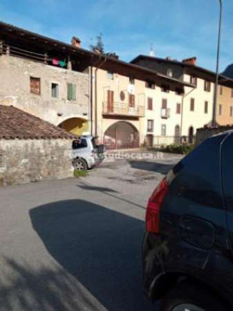 Foto Villa di 120 m con pi� di 5 locali in vendita a Piario