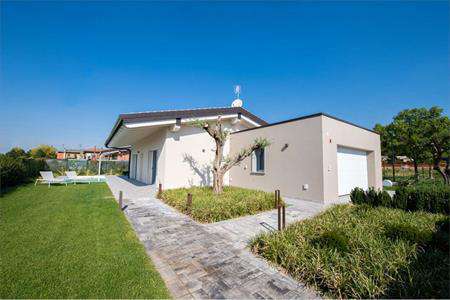 Foto Villa in Vendita, 5 Locali, 150 mq, Lonato del Garda