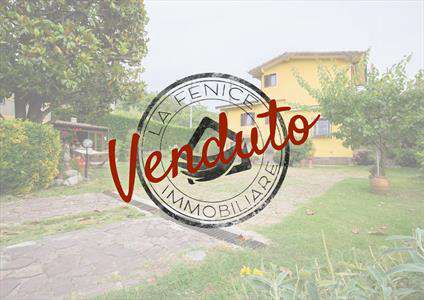 Foto Villa in Vendita, 5 Locali, 3 Camere, 120 mq (SANTO STEFANO DI M