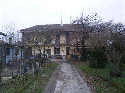 Foto Villa in Vendita, 5 Locali, 4 Camere, 180 mq (MORTARA)