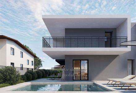 Foto Villa in Vendita, 6 Locali, 151 mq, Desenzano del Garda